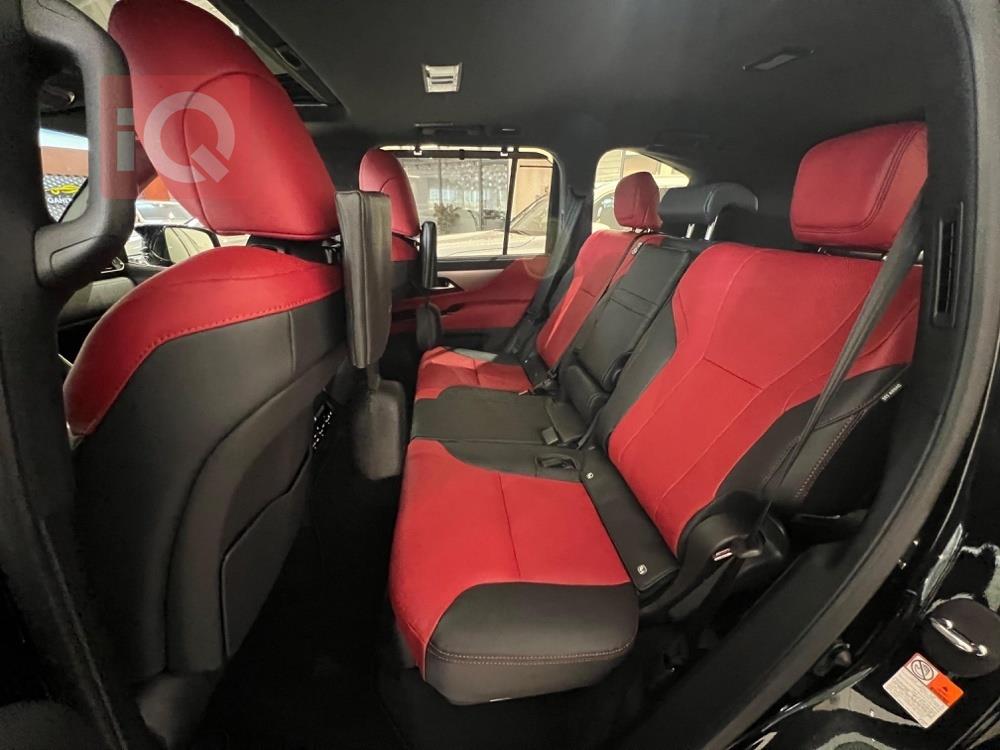https://cdn.iqcars.io55ee70cf-4c20-47e7-9efa-65c6bcacda40_8.jpg